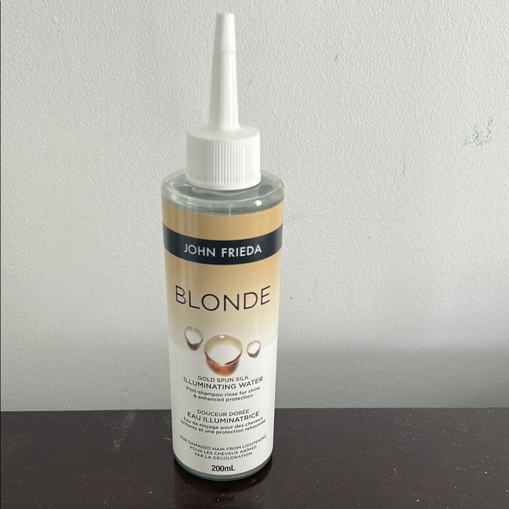 NEW John Frieda Blonde Illuminating Water for damaged hair from lightening